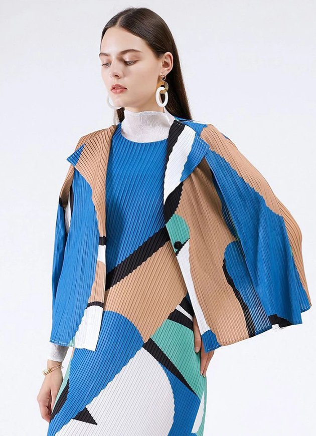 Color-Block Ruffled Pleated Maxi Dress