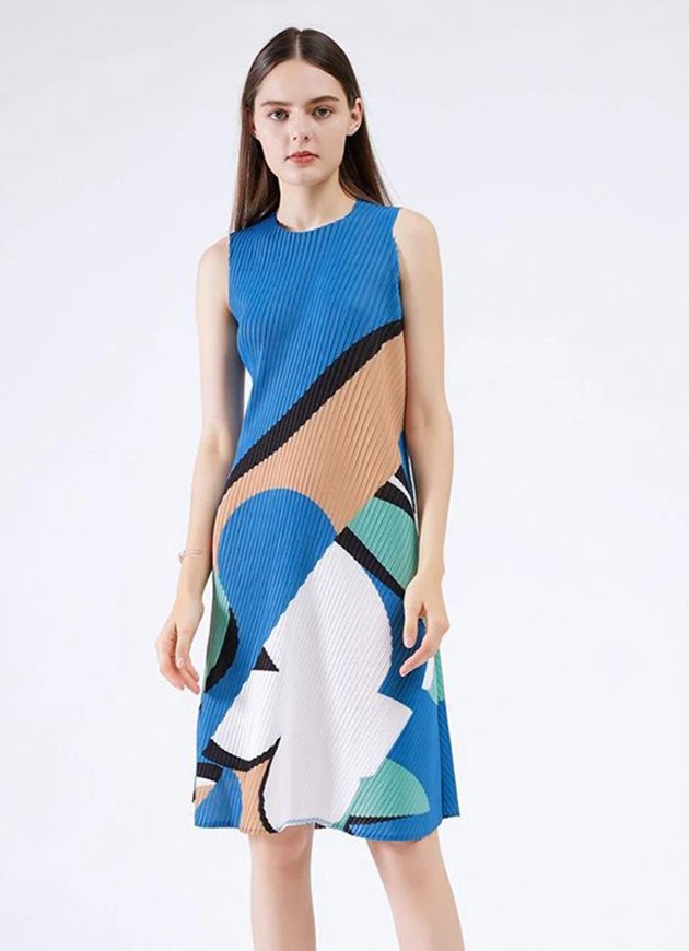 Color-Block Ruffled Pleated Maxi Dress